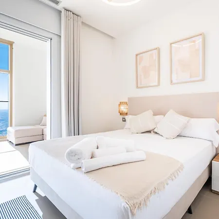 아파트 Intempo Deluxe 33-a Sky Poniente Beach *