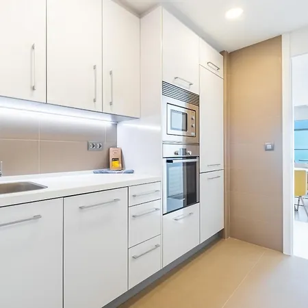 Intempo Deluxe 33-a Sky Poniente Beach 베니돔